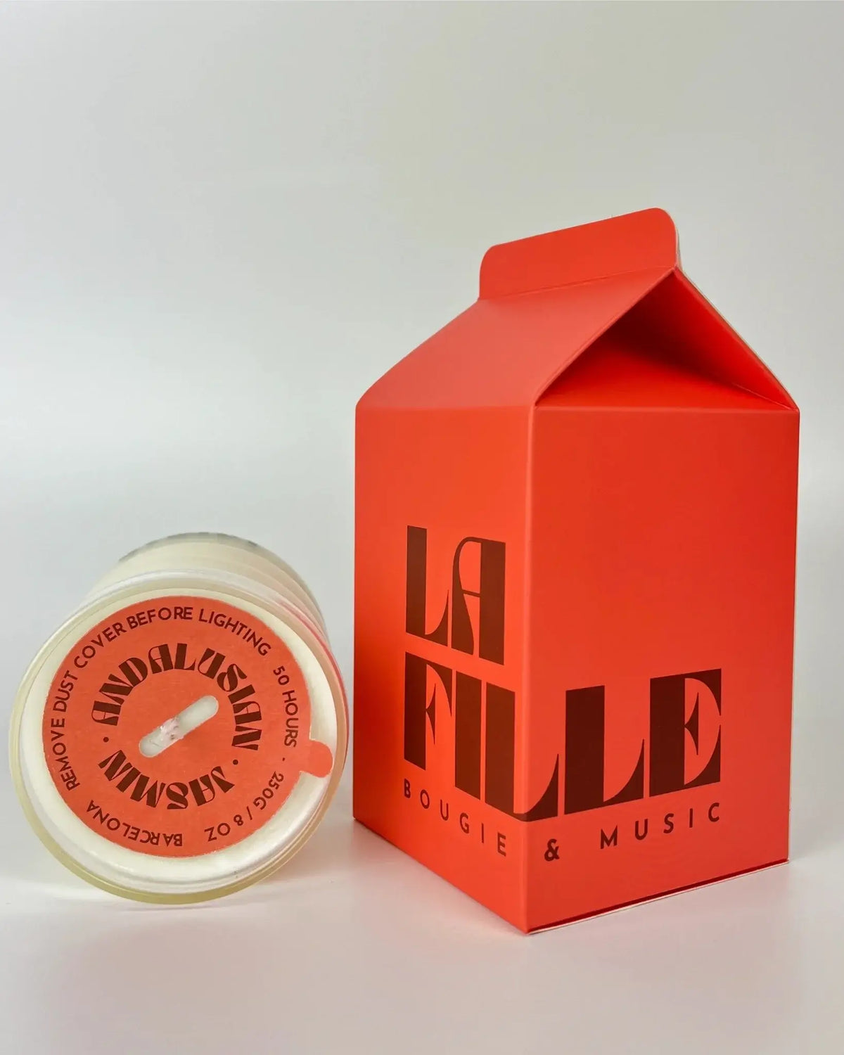 La Fille Bougie & Music scented candle Andalusian Jasmine with a secret playlist, made in Barcelona