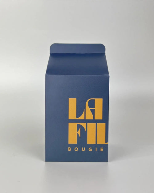 Bibliothèque La Fille Bougie & Music scented candle with a secret playlist, made in Barcelona