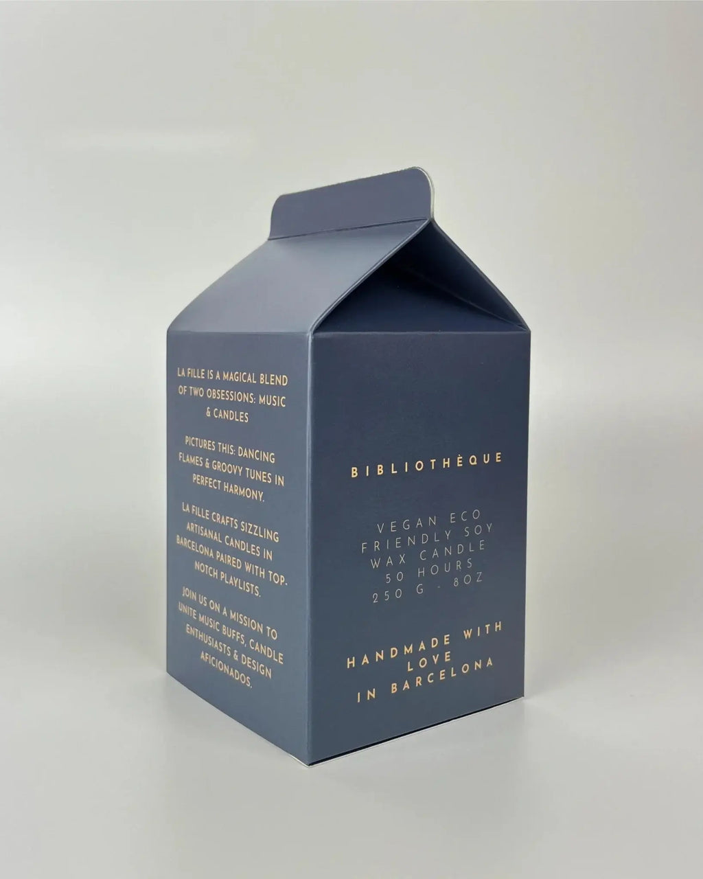 Bibliothèque La Fille Bougie & Music scented candle with a secret playlist, made in Barcelona