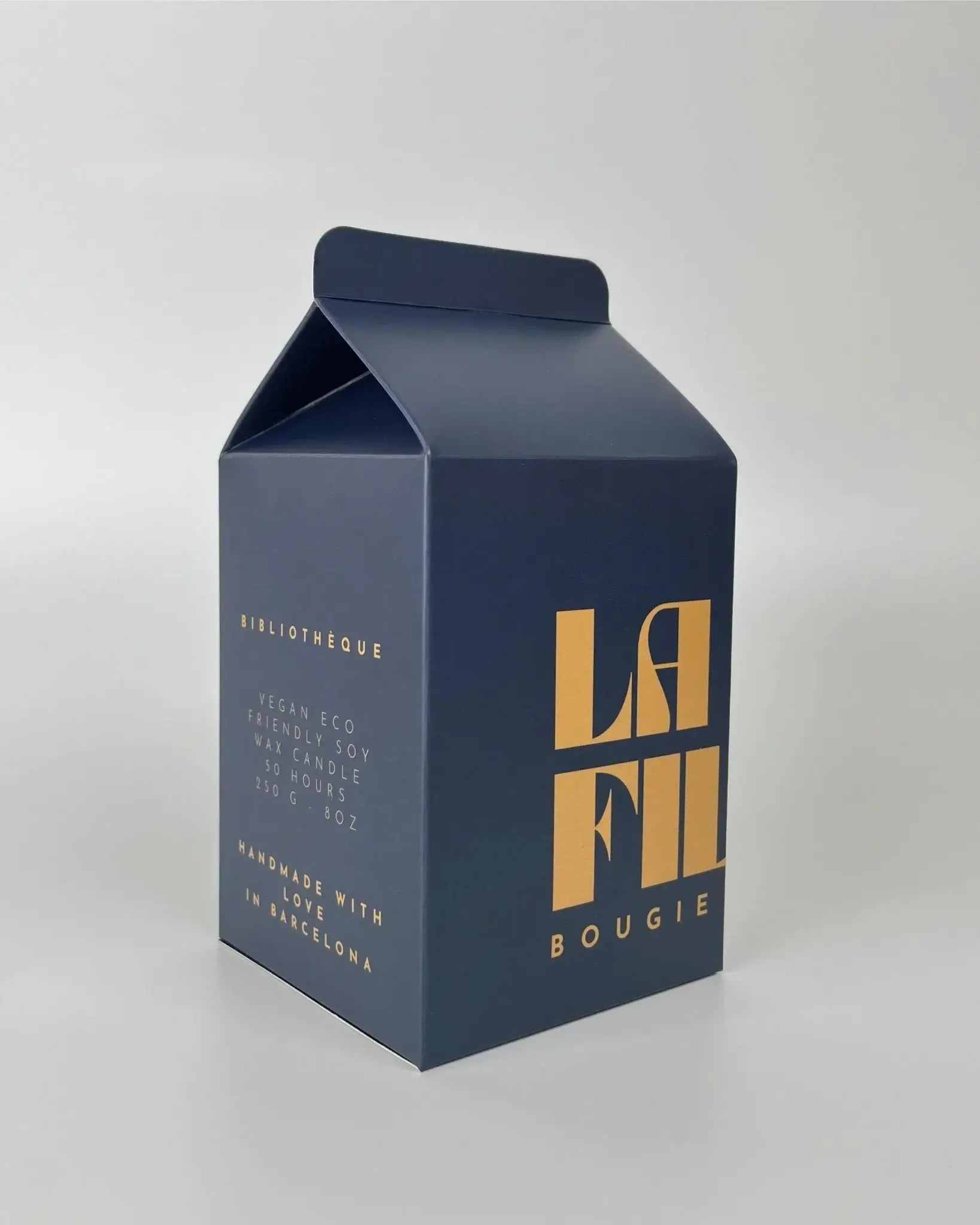 Bibliothèque La Fille Bougie & Music scented candle with a secret playlist, made in Barcelona