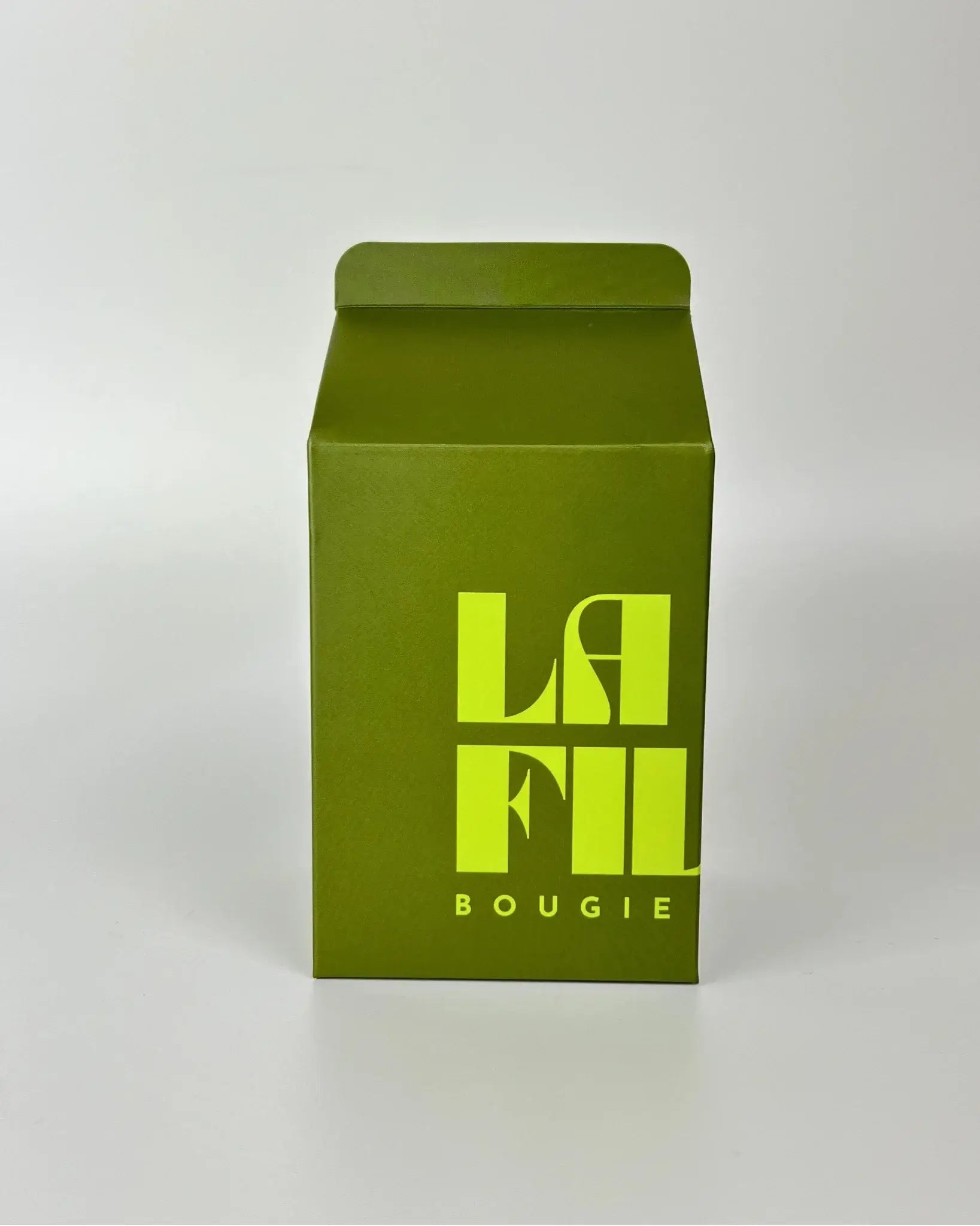 La Fille Bougie & Music scented candle palo santo and sandal with a secret playlist, made in Barcelona