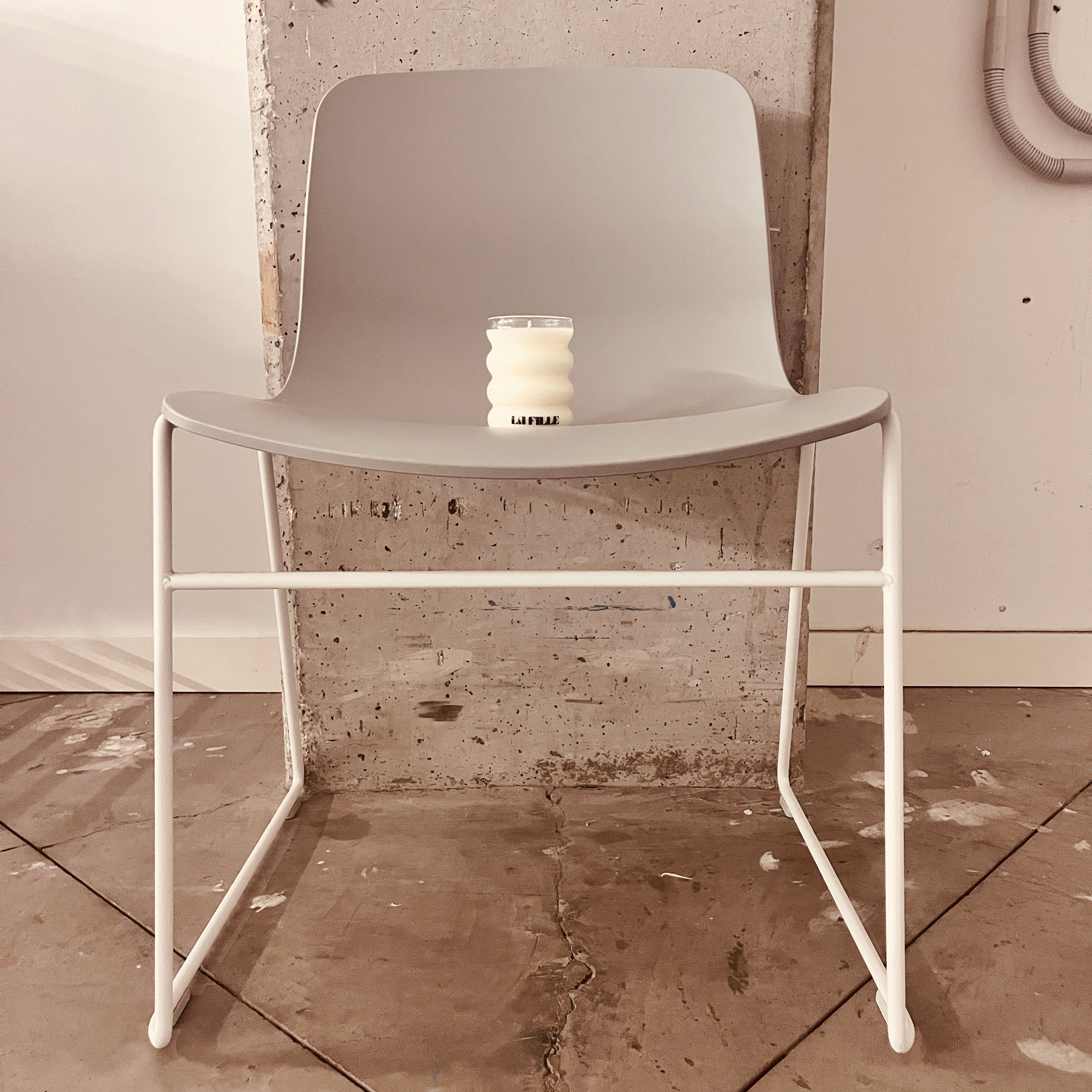 Galería y inspiración La Fille Bougie & Music con playlist secreta, hecha en Barcelona. 